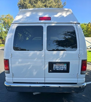 Used 2010 Ford E-350 and Econoline 350 XLT RWD image 12