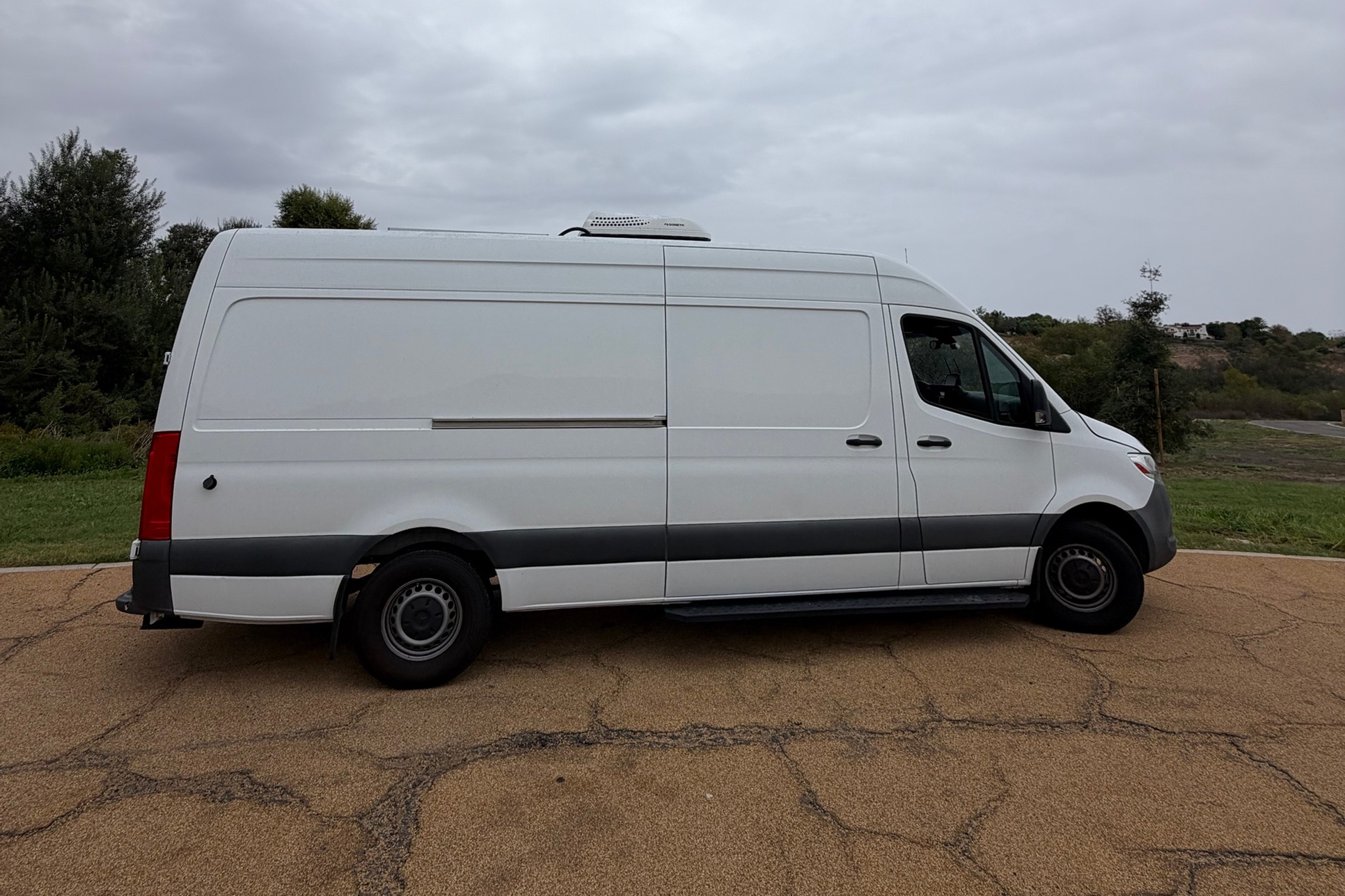 Used 2020 Mercedes-Benz Sprinter 2500 image 14