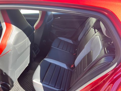 Used 2024 Volkswagen GTI SE w/ SE Leather Seats Package image 9