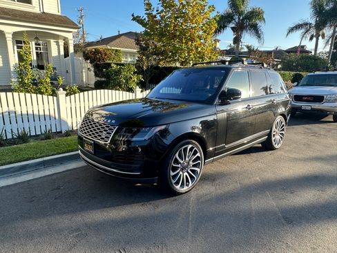 Used 2018 Land Rover Range Rover HSE AWD/4WD image 1
