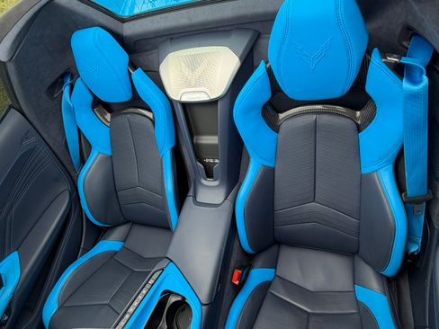 Used 2024 Chevrolet Corvette Z06 image 13