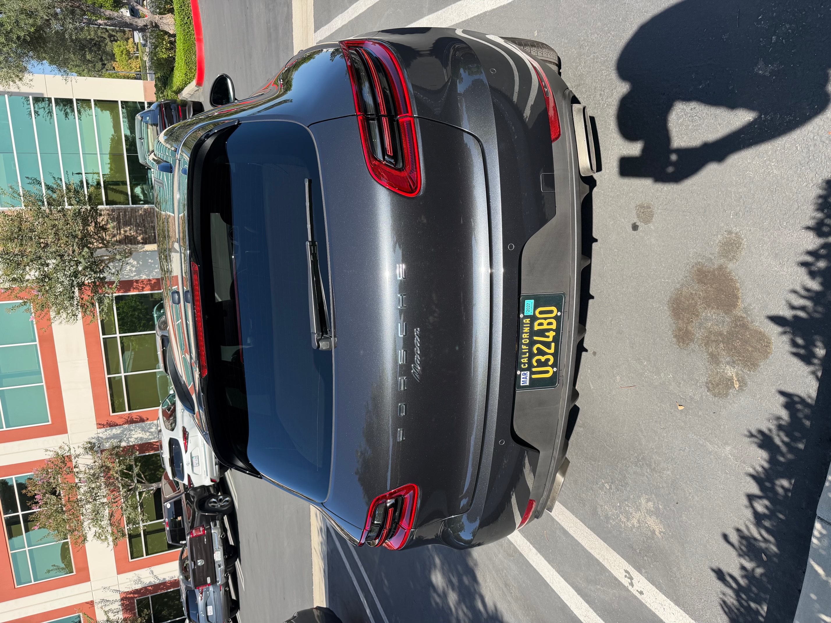 Used 2018 Porsche Macan Sport Edition AWD/4WD image 5