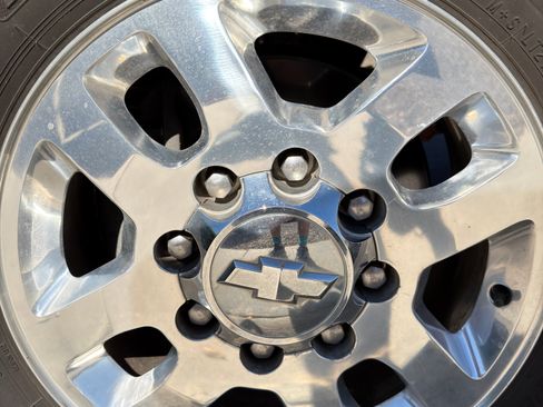 Used 2012 Chevrolet Silverado 2500 LTZ w/ LTZ Plus Package image 19