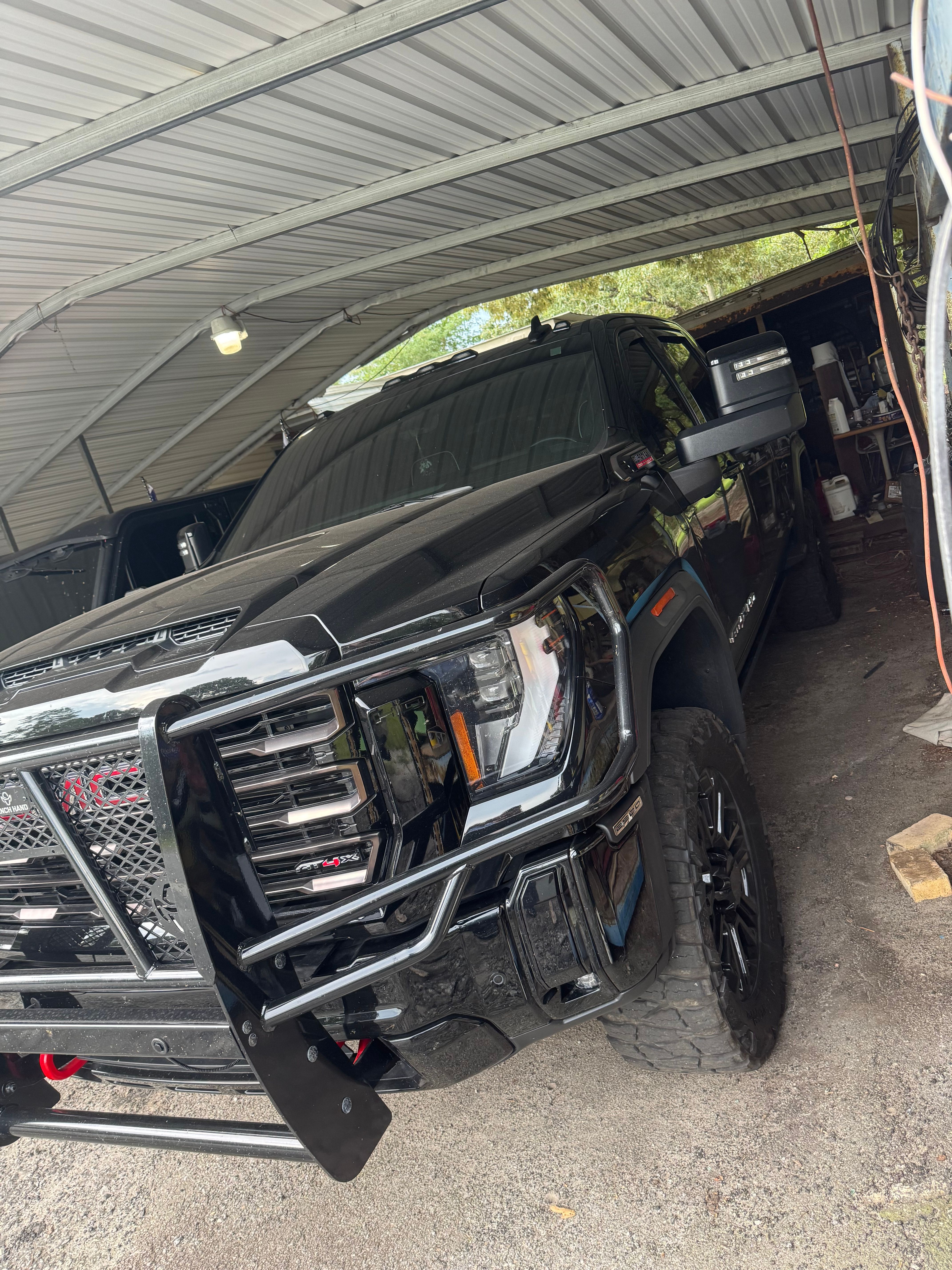 Used 2026 GMC Sierra 2500 AT4X AWD/4WD image 10