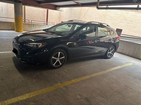 Used 2019 Subaru Impreza 2.0i Premium w/ Eyesight & BSD/Rcta & SRF image 2