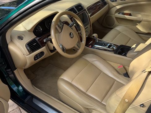 Used 2008 Jaguar XK Convertible image 4