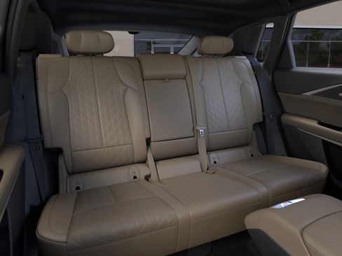 Used 2026 Cadillac Lyriq V image 28