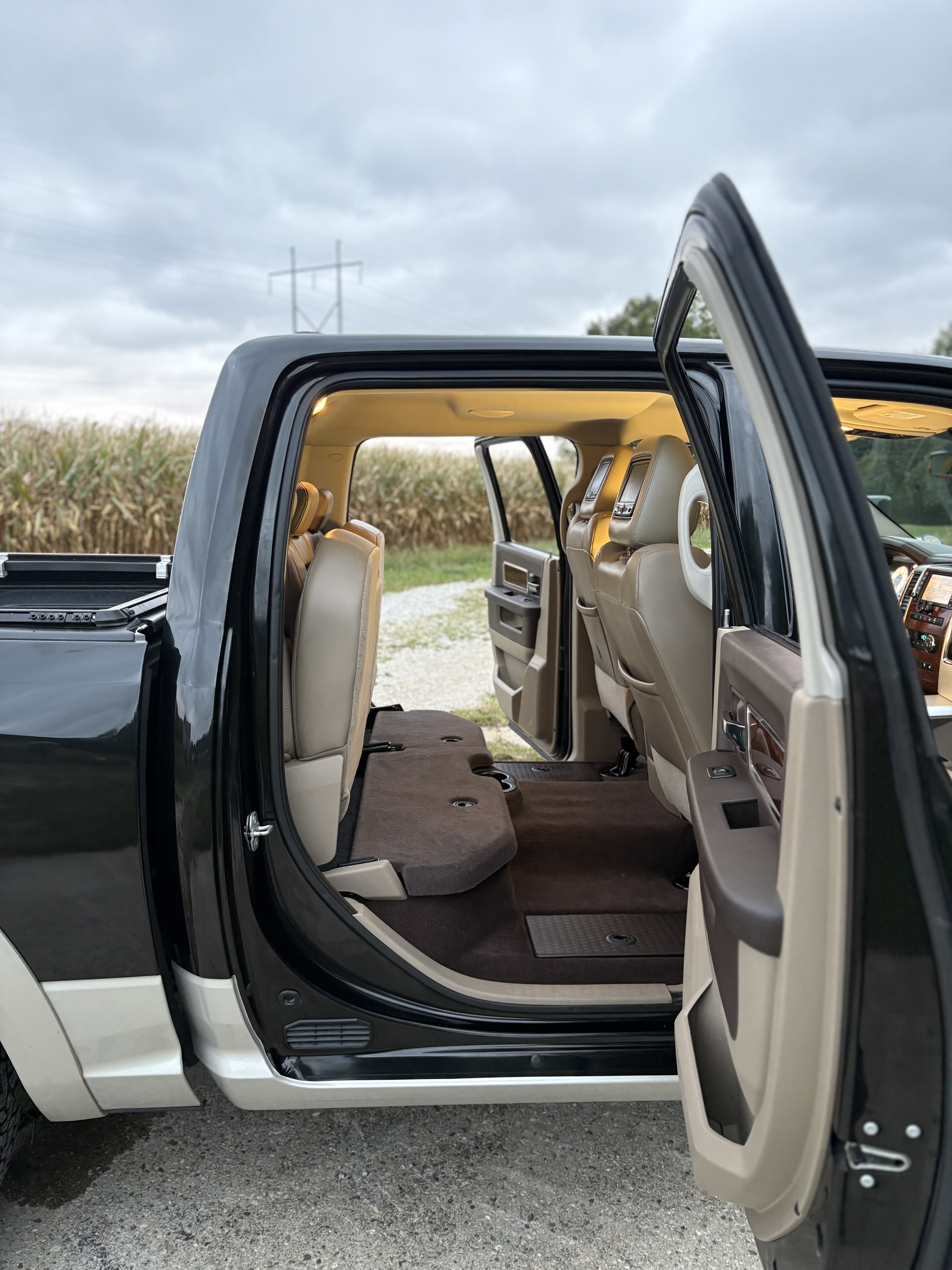 Used 2010 Dodge Ram 1500 Truck Laramie w/ Protection Group AWD/4WD image 23