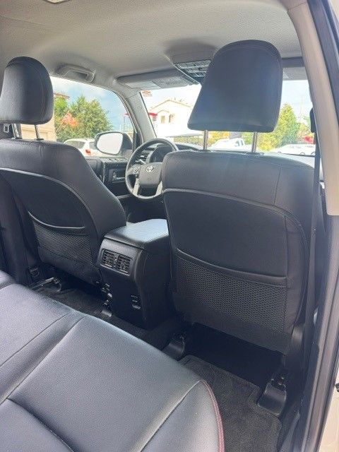 Used 2016 Toyota 4Runner TRD Pro AWD/4WD image 8