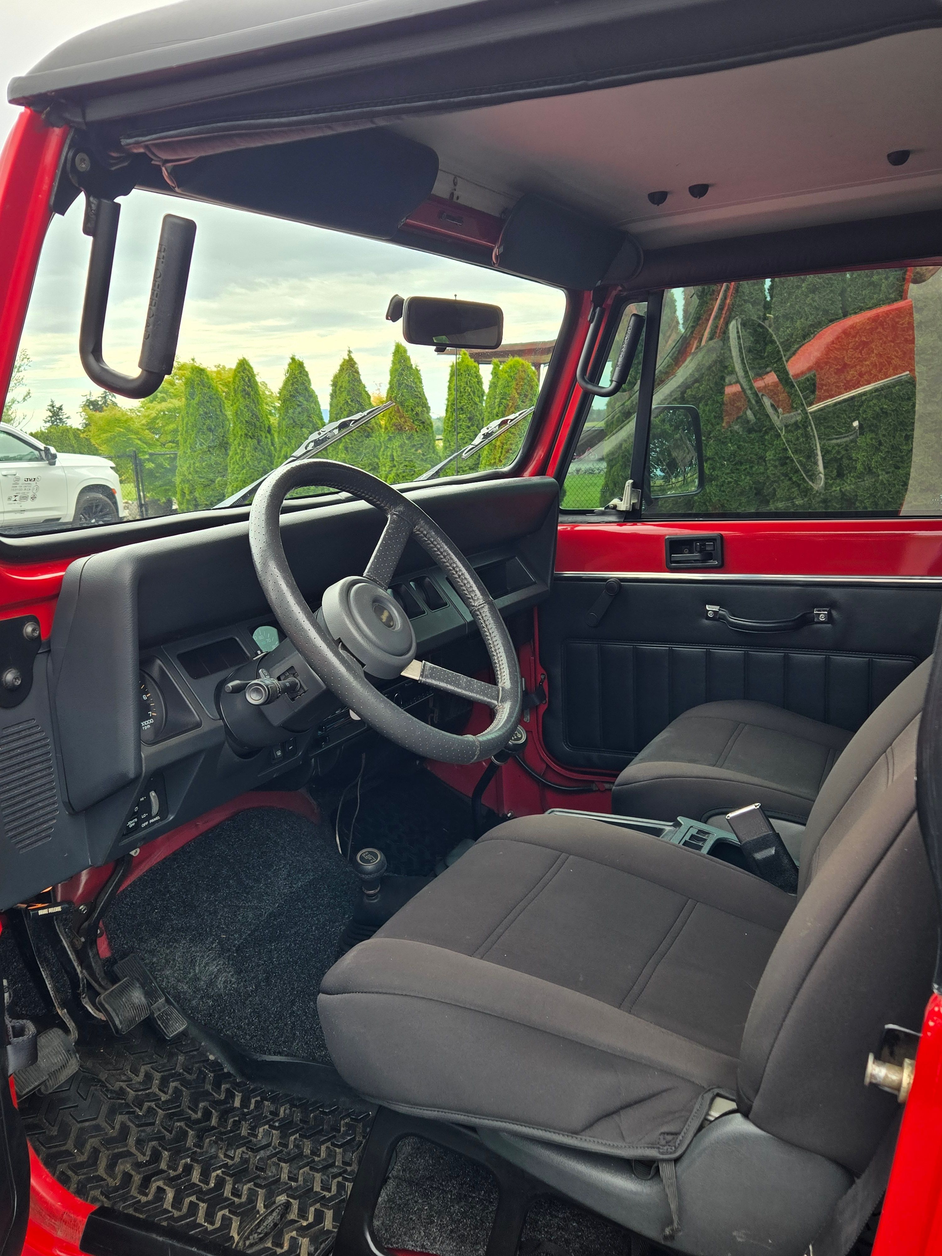 Used 1995 Jeep Wrangler Rio Grande AWD/4WD image 10