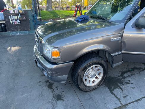Used 2010 Ford Ranger XLT image 8