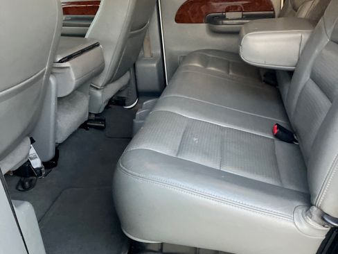 Used 2002 Ford F250 2WD Crew Cab Super Duty image 9