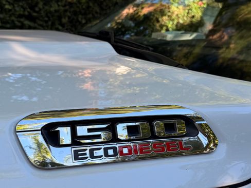 Used 2022 RAM 1500 Limited image 16