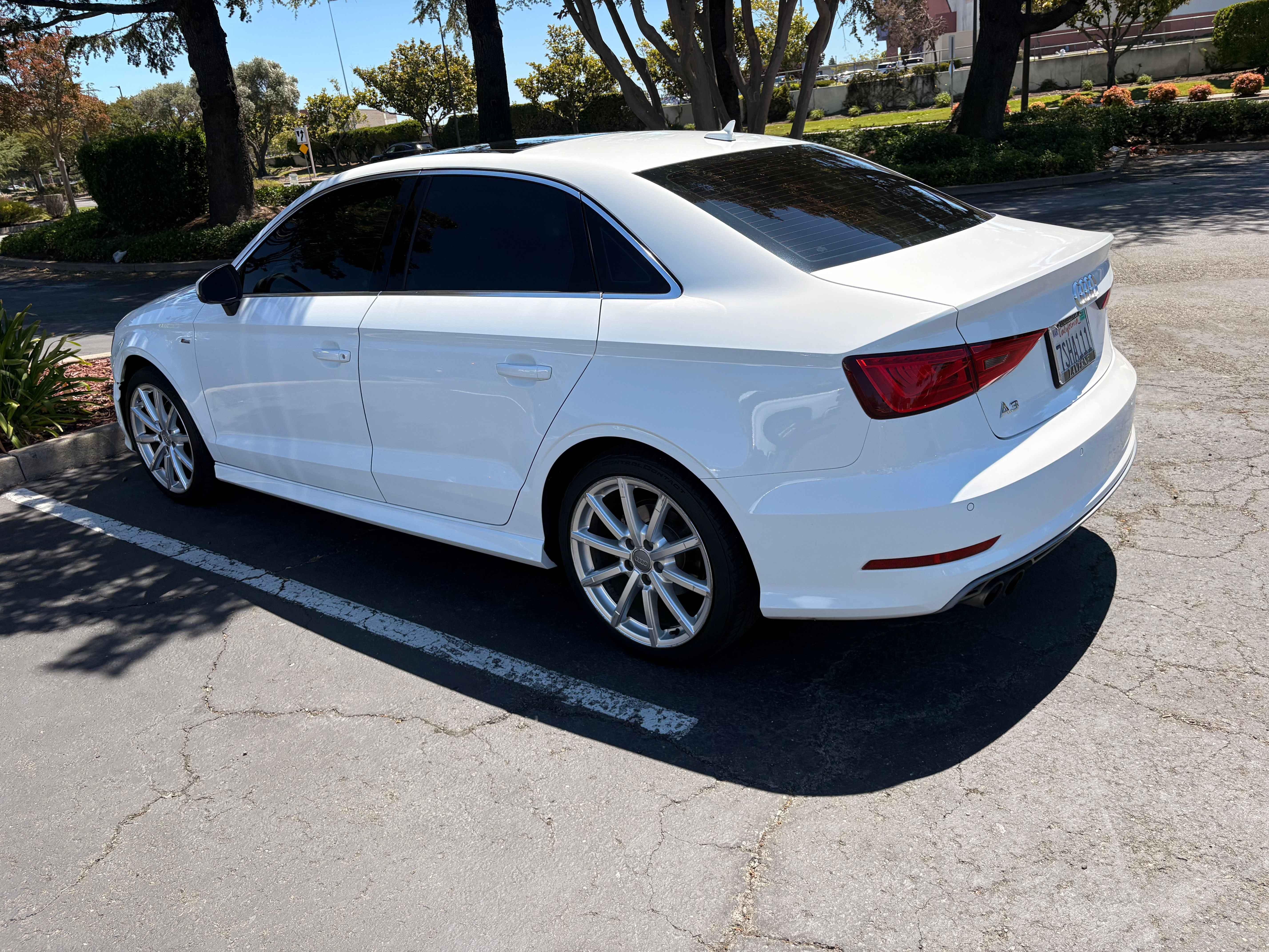 Used 2016 Audi A3 1.8T Premium Plus w/ Technology Package FWD image 5