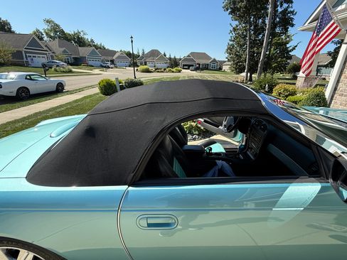 Used 2002 Ford Thunderbird image 9