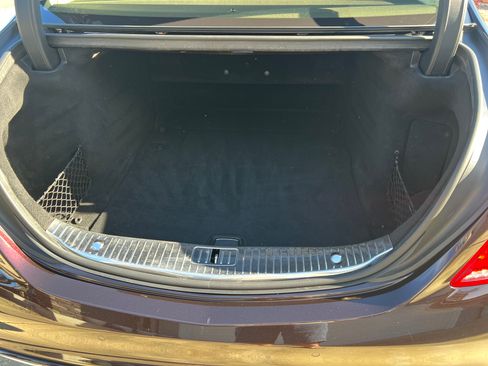 Used 2014 Mercedes-Benz S 550 Sedan image 19