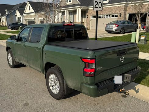 Used 2022 Nissan Frontier SV image 5