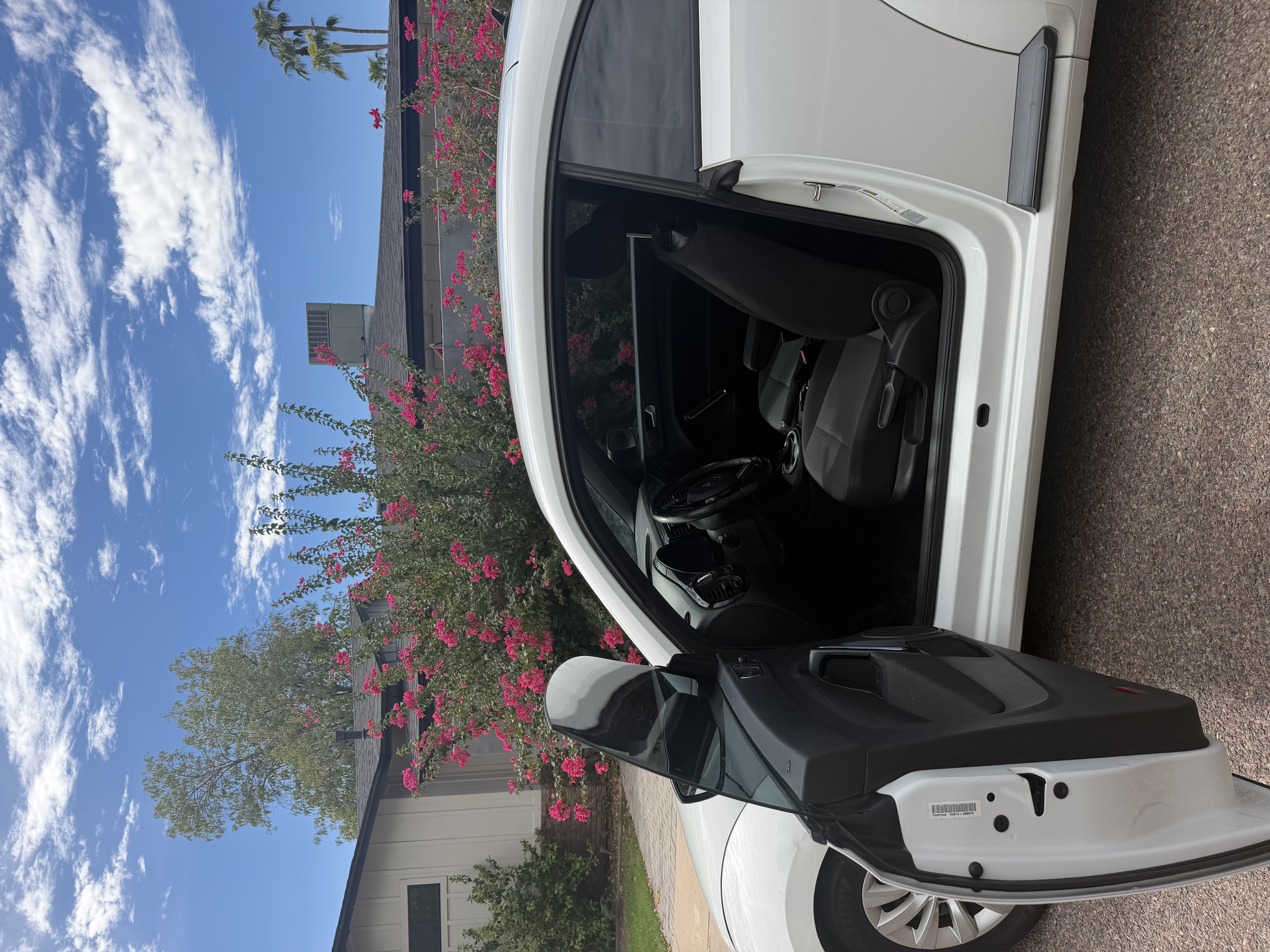 Used 2017 Volkswagen Beetle 1.8T S FWD image 9