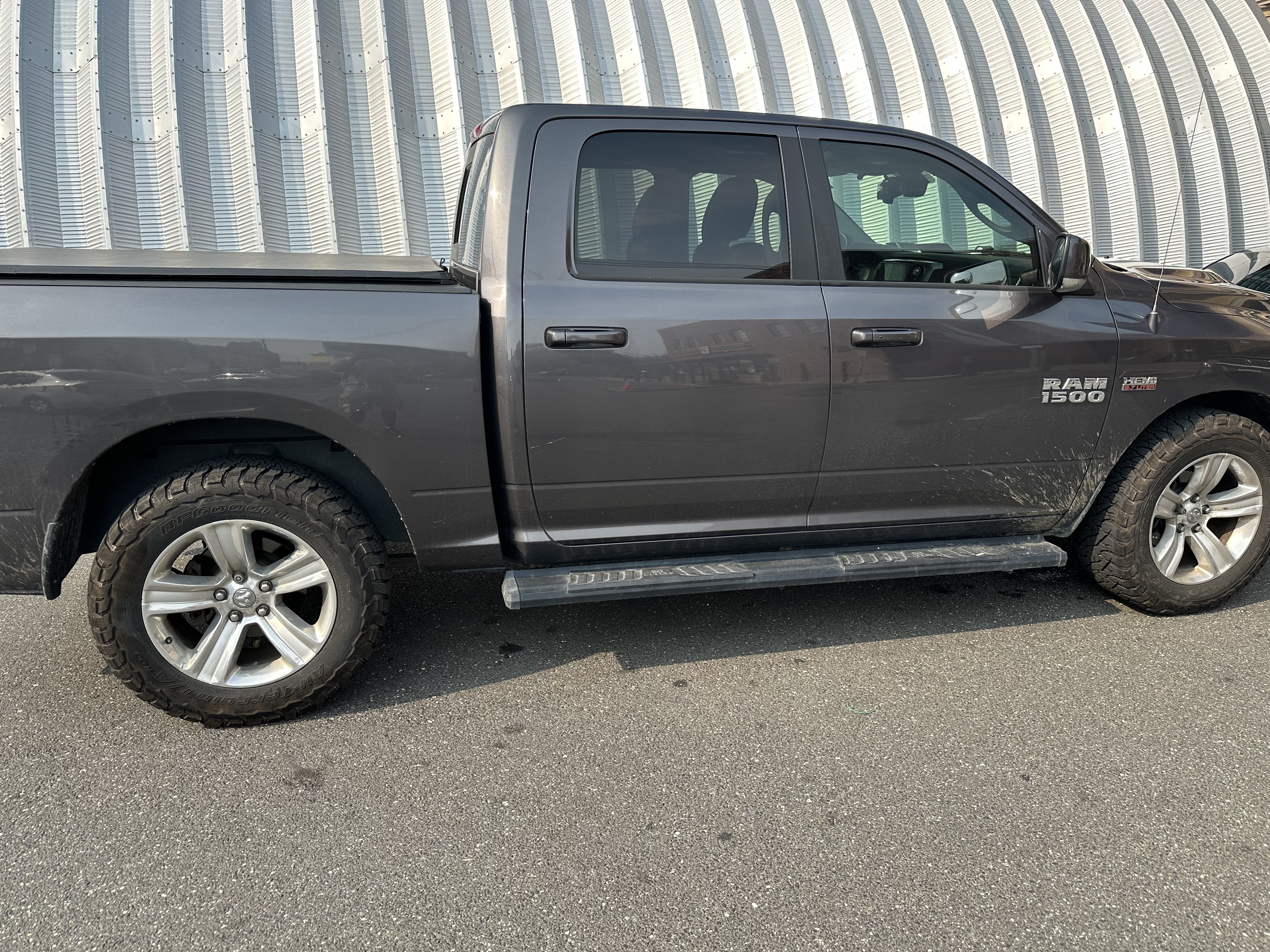 Used 2016 RAM 1500 Sport w/ Convenience Group AWD/4WD image 4