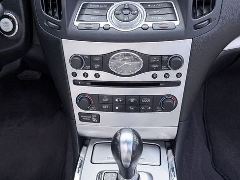 Used 2012 INFINITI G37 Convertible image 23