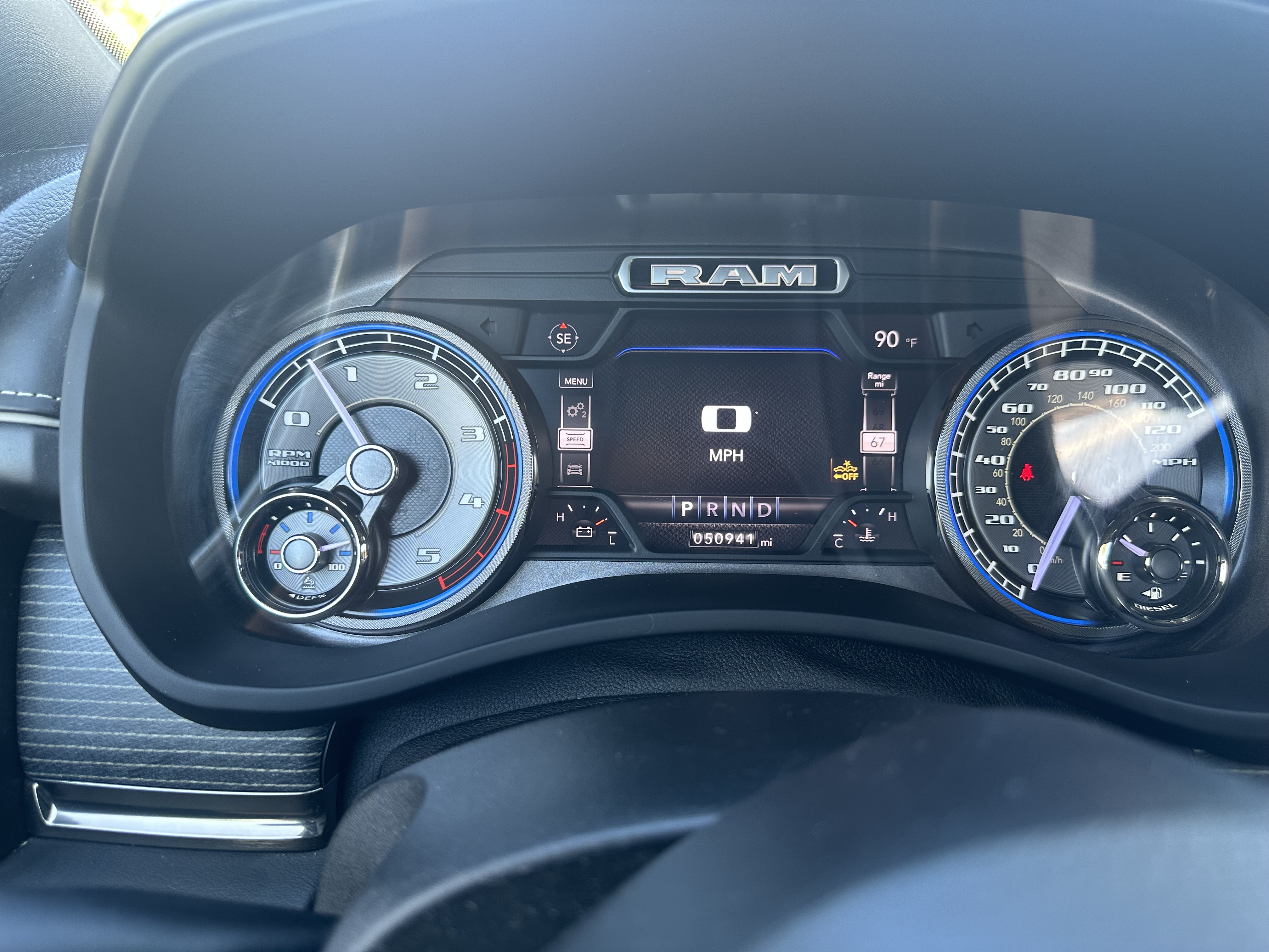 Used 2020 RAM 2500 Limited AWD/4WD image 16