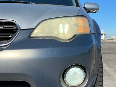 Used 2007 Subaru Outback 2.5XT Limited image 6