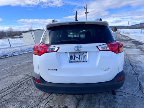 Used 2013 Toyota RAV4 Limited image 8