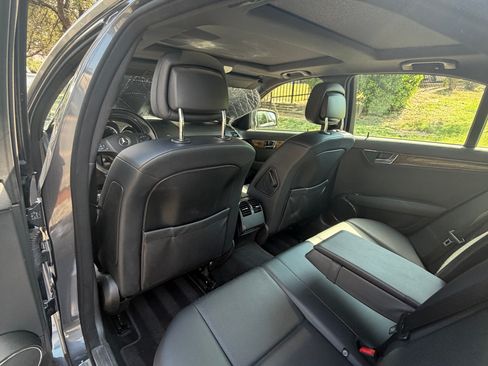 Used 2009 Mercedes-Benz C 350 Sport image 12
