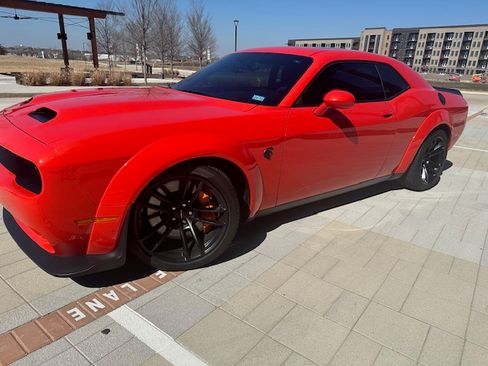 Used 2023 Dodge Challenger SRT Hellcat image 9
