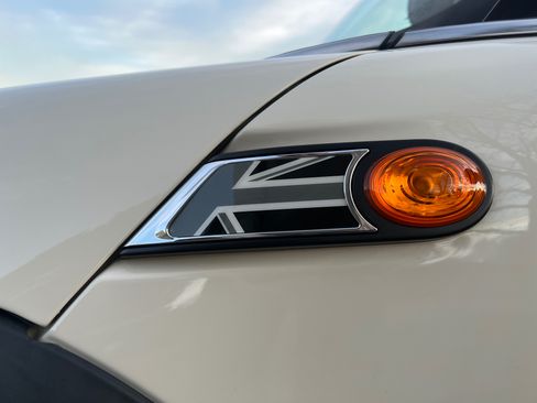 Used 2013 MINI Cooper Hardtop image 1