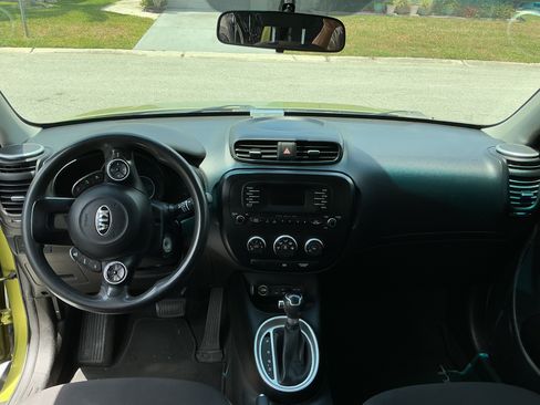 Used 2016 Kia Soul FWD image 5