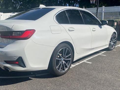 Used 2019 BMW 330i xDrive Sedan w/ Convenience Package AWD/4WD image 10