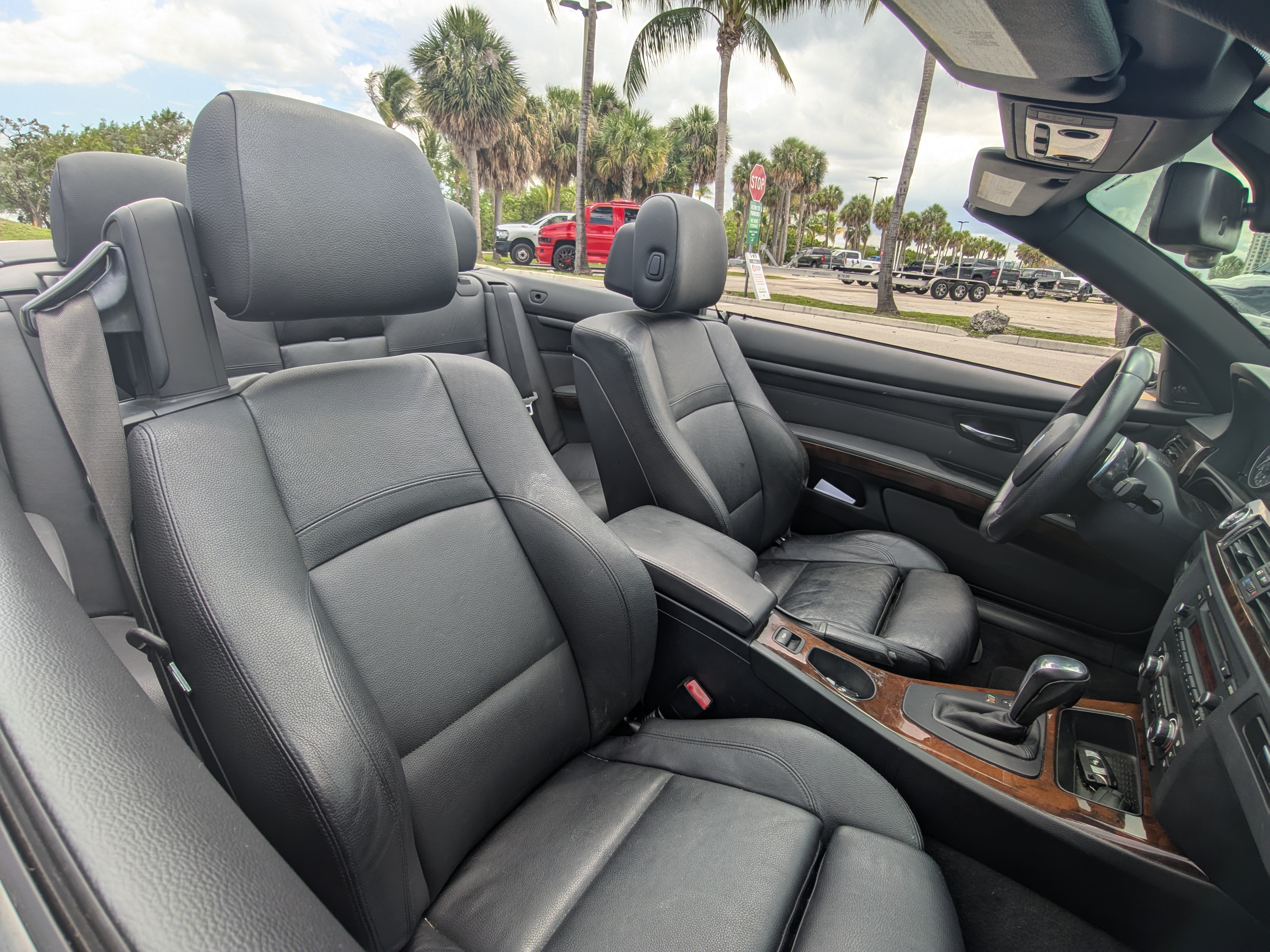 Used 2011 BMW 335i Convertible RWD image 11