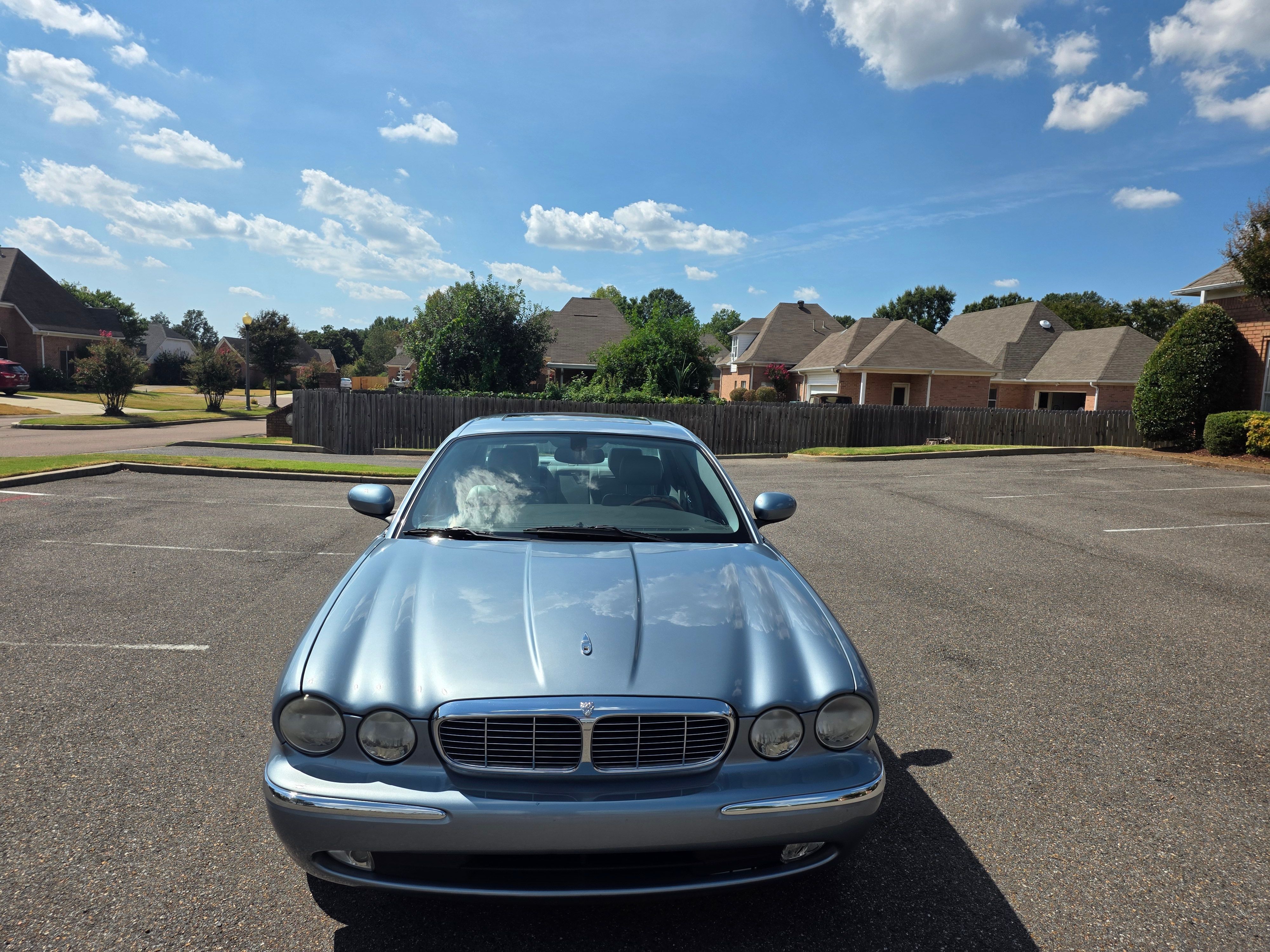 Used 2005 Jaguar XJ8 RWD image 5