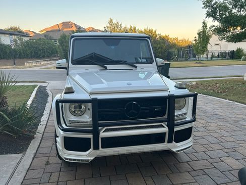 Used 2016 Mercedes-Benz G 63 AMG 4MATIC image 2