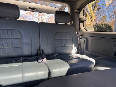 Used 2002 Lexus LX 470 4WD image 13