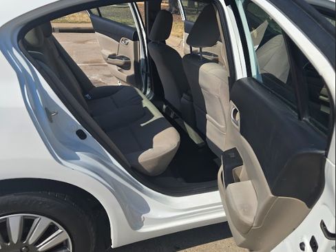 Used 2014 Honda Civic LX image 13