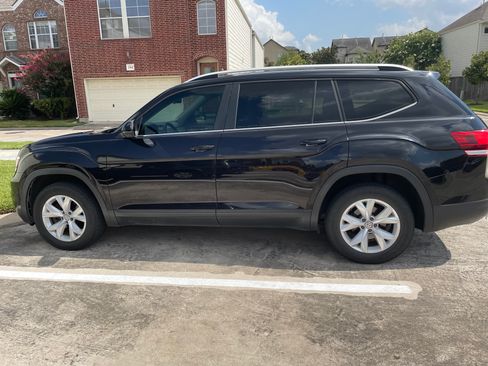 Used 2018 Volkswagen Atlas S FWD image 5