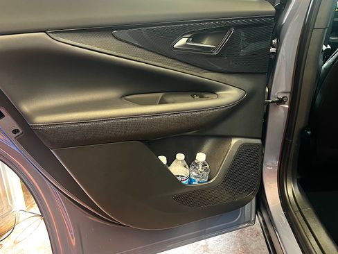 Used 2025 Chevrolet Blazer EV LT image 25