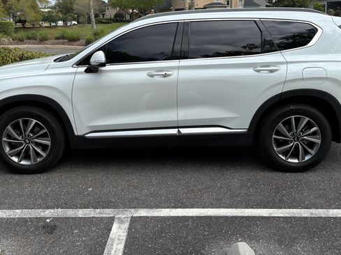 Used 2019 Hyundai Santa Fe Limited image 17