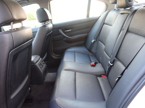 Used 2011 BMW 328i Sedan image 17