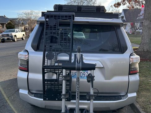 Used 2022 Toyota 4Runner SR5 image 9