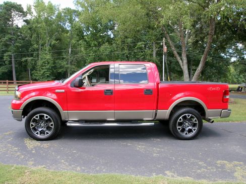 Used 2004 Ford F150 Lariat image 4