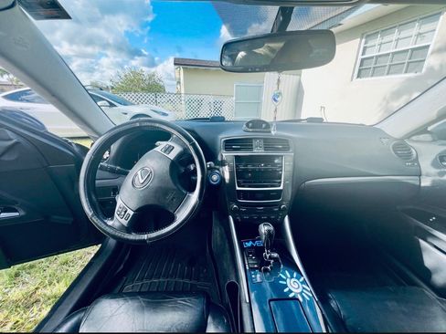 Used 2011 Lexus IS 250 image 6