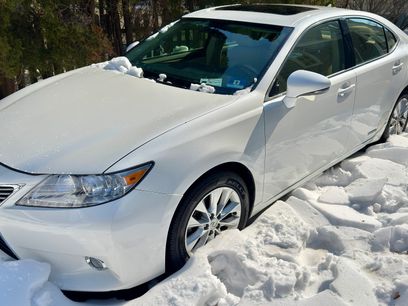 Used 2013 Lexus ES 300h