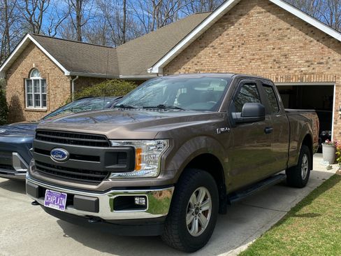 Used 2018 Ford F150 XL w/ Equipment Group 101A Mid AWD/4WD image 1