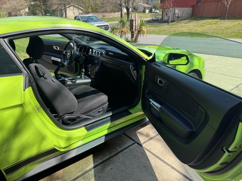 Used 2020 Ford Mustang GT w/ GT Performance Package image 19