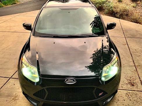 Used 2014 Ford Focus ST w/ Equipment Group 202A FWD image 5