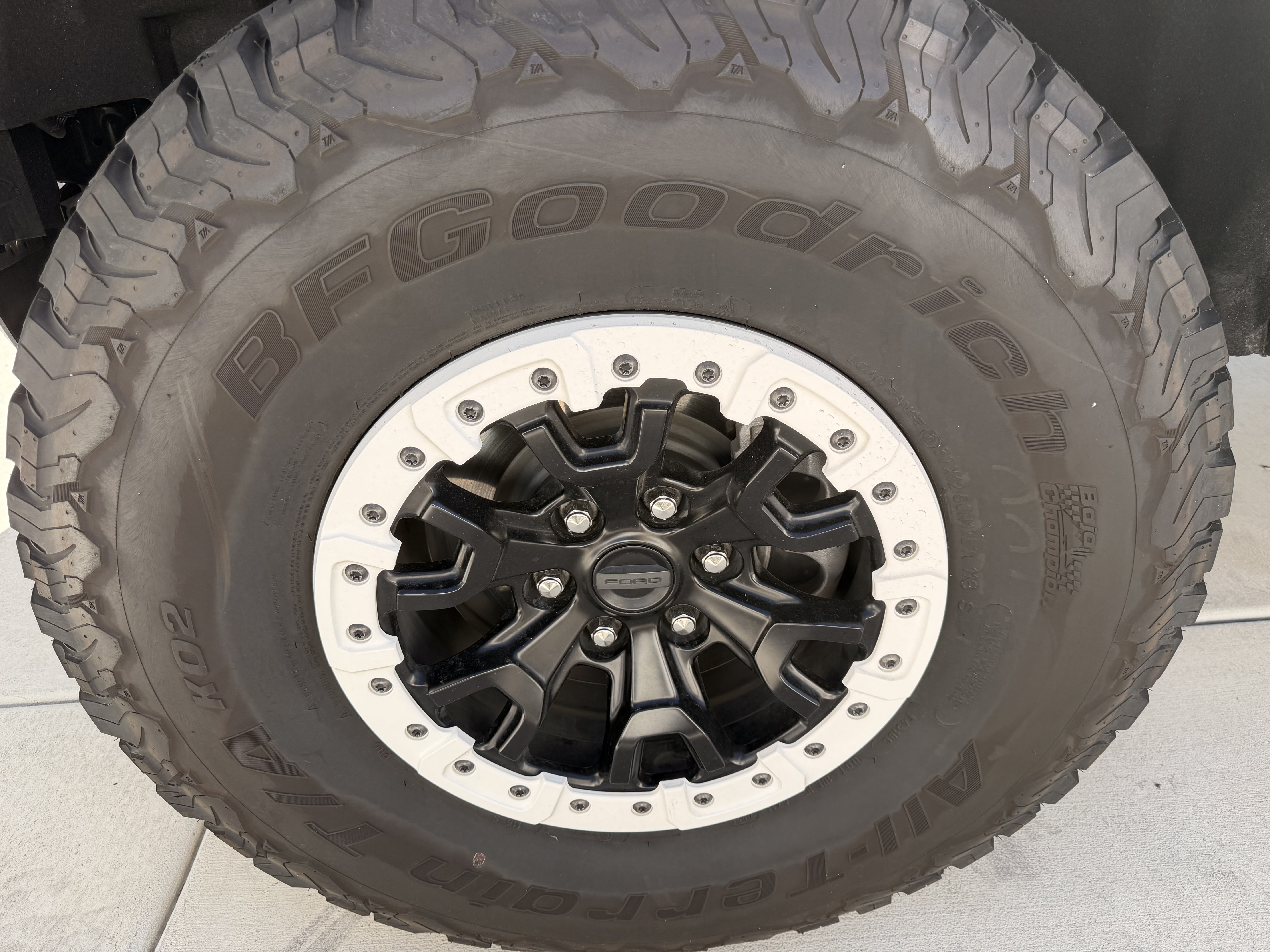 Used 2025 Ford Bronco Raptor AWD/4WD image 10