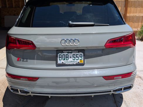 Used 2020 Audi SQ5 Premium Plus w/ Premium Plus Package AWD/4WD image 9